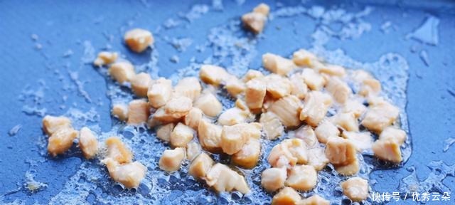 欧阳娜娜同款无米蛋炒饭，健康低脂，减肥解馋两不误