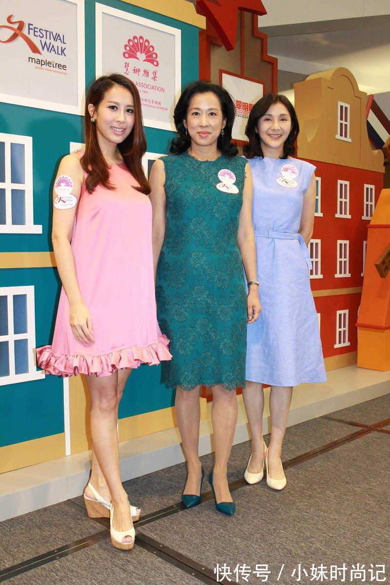 朱玲玲|朱玲玲的穿搭法则,大波浪卷发搭配无袖蕾丝裙亮相,62岁依然漂亮