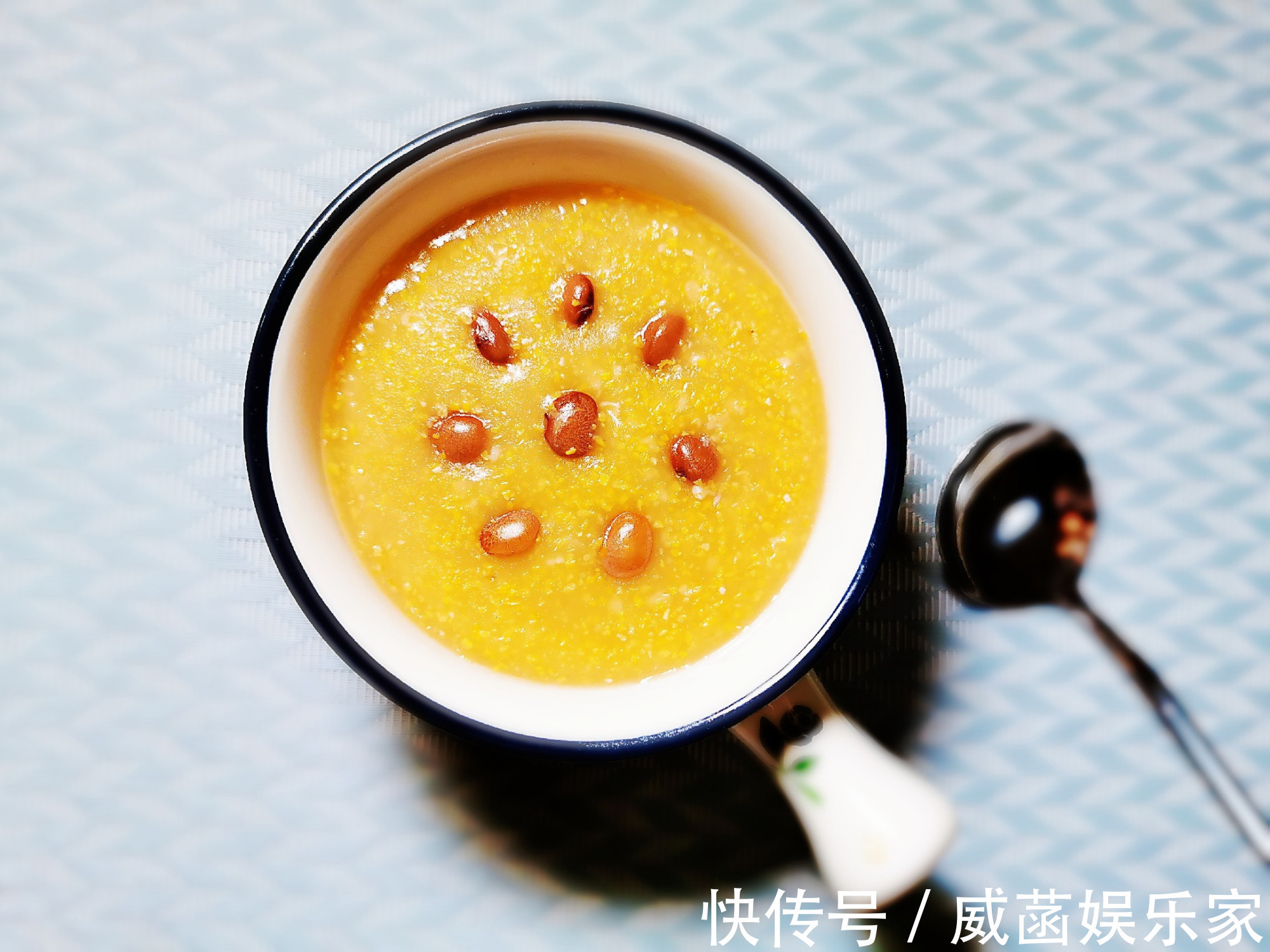 m晚上失眠睡前喝点它直接一觉睡到天亮,一碗成本还不到5毛钱!