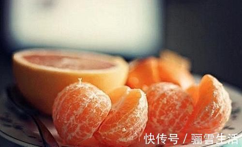 食品|提个醒吃完橘子一小时内,不能吃3种食品,别不懂装懂