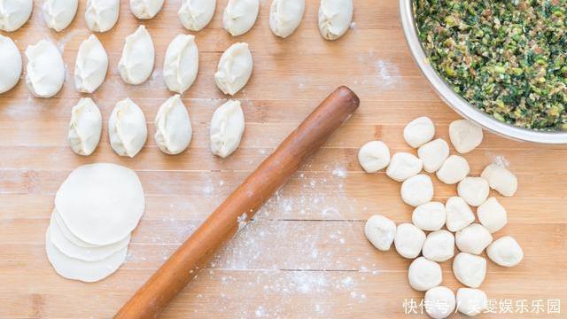 搅拌均匀|包韭菜饺子时有“3不放”，你知道是哪3不放吗难怪饺子不好吃