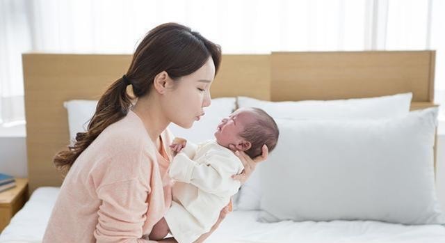 媛媛|多摸宝宝的这三个地方,娃会越长越聪明,建议宝妈学习一下