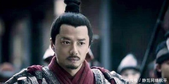 门前|母亲抛夫弃女，父亲一蹶不振，她扛起家庭重担，突然国王来到门前