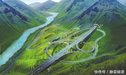中国的“天梯高速”，240公里全程高架，沿途风景如画