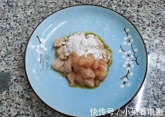 鸡丁|身边的天然“叶酸”，女人经常吃，子宫干净了，气色就好，真好看