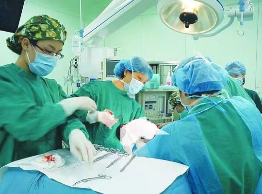 念念|亲姐妹同时生宝宝,两个娃长相犹如双胞胎,得知真相姐妹拒绝来往