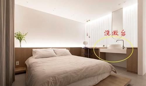 衣帽间|主卫改衣帽间压根不稀奇了,洗漱台挪到床边加隔断,这才叫头次见