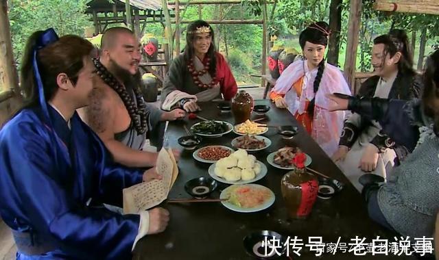 伯奋$武松牺牲,鲁智深也准备慷慨就义,他为何要打碎忠义堂打杀吴用