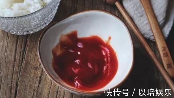 薯片|以下6种食物含有“盐”,很多人不清楚,高血压患者万万别吃!