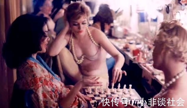 下图#9张上个世纪的西方美女照片,每一张都让我怦然心动!