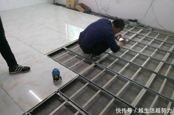 装修|新房装修,老师傅直接铺满一地的骨架贴瓷砖,还说很多人没见过!