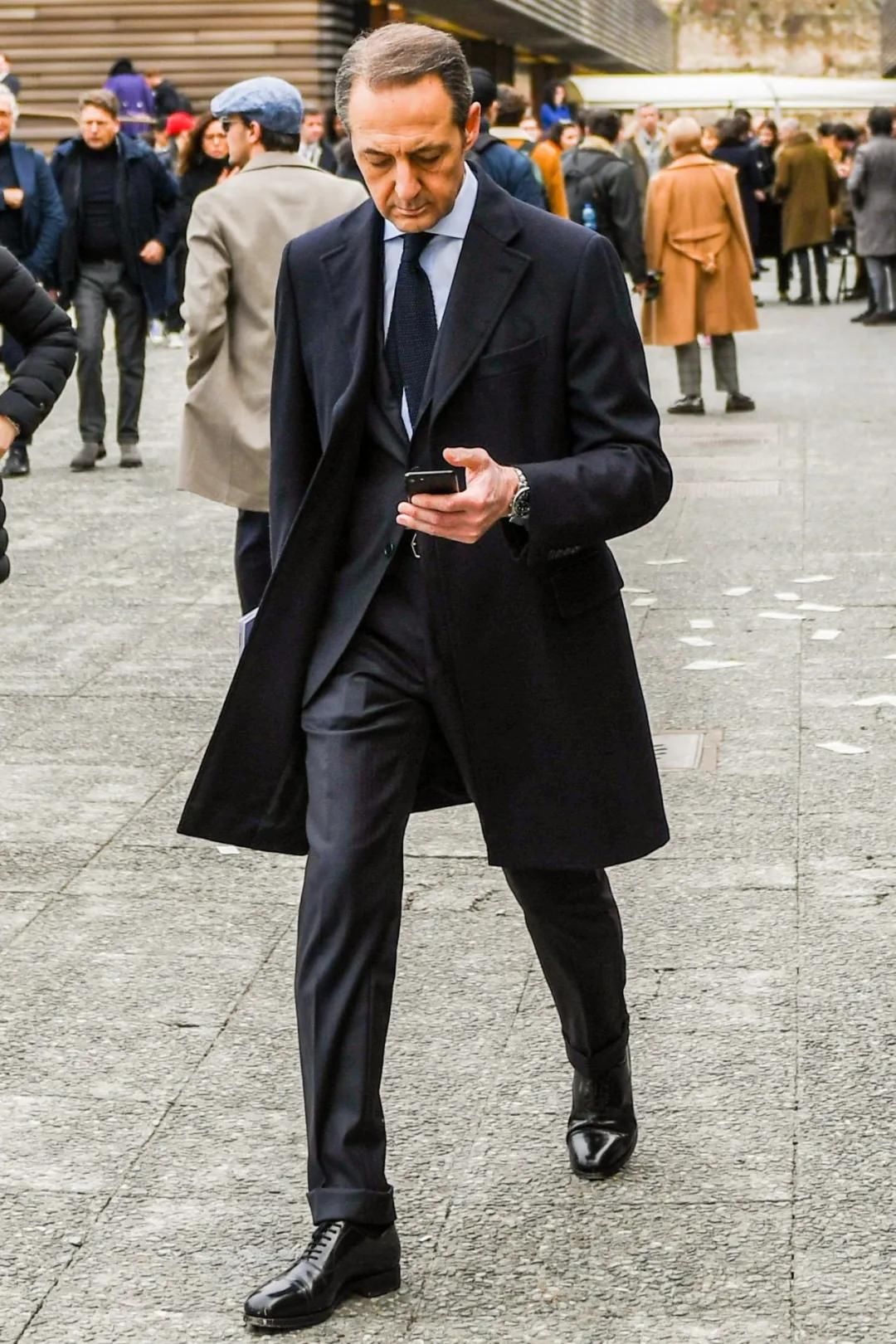  外套|敢在西装外面穿外套的男人，都不好惹