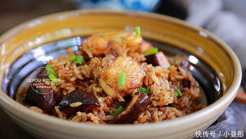 懒人|夏天的懒人焖饭,饭菜一锅出,平时一碗的饭量,现在能吃两碗