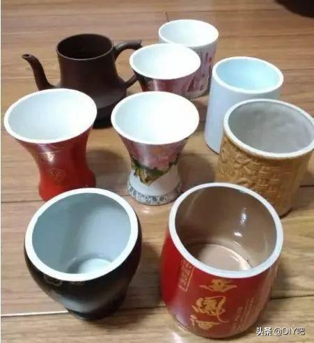 花盆不用买喝剩下的酒瓶，简单一改造，比买的花盆还漂亮