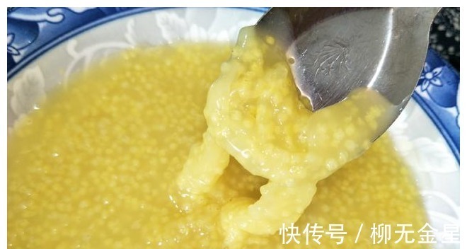 熬小米粥,除了水外多加1样,米油又厚又亮,浓香好喝!