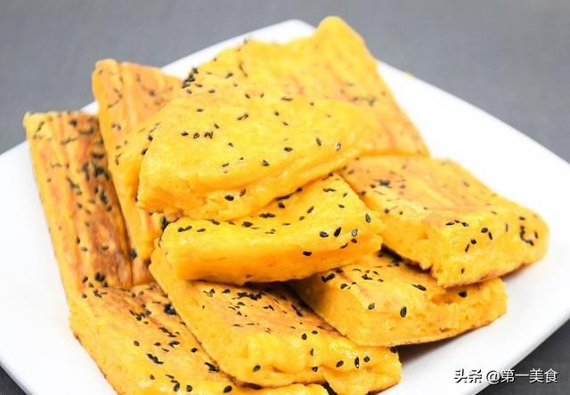 香酥|南瓜这样做太好吃了，简单一烙，香酥柔软又解馋，做一盘不够吃