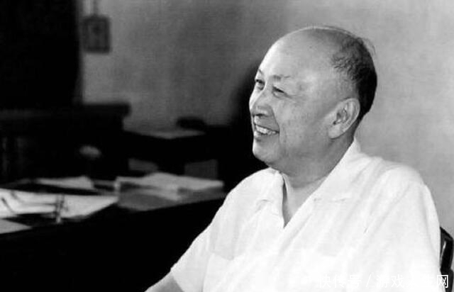 英国有位天才叫牛顿,德国有位叫爱因斯坦,中国的天才叫什么?