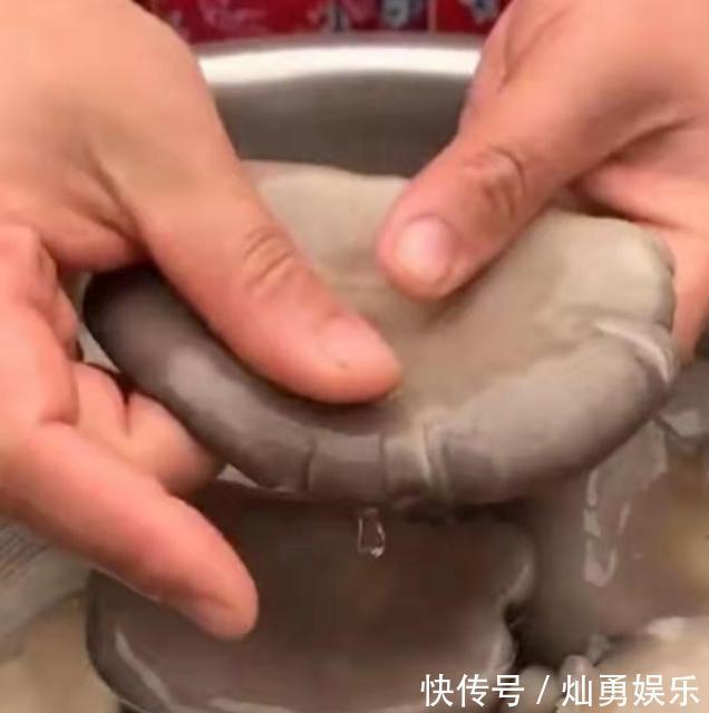 干炸|做干炸蘑菇,学会这个口诀441.5,不管蘑菇还是茄盒,嘎嘎香