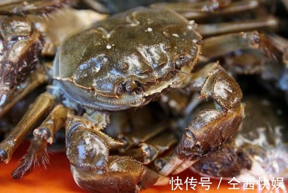 腥味|螃蟹蒸多久才好吃掌握2技巧2时间,不断蟹腿不流黄,鲜嫩没腥味