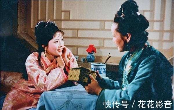 秀女$从《红楼梦》中薛宝钗参加选秀落选,看清朝的选秀制度