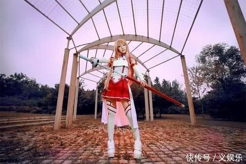 coser|战斗系美女如何Cosplay最强后宫漫coser大赏，你爱了吗