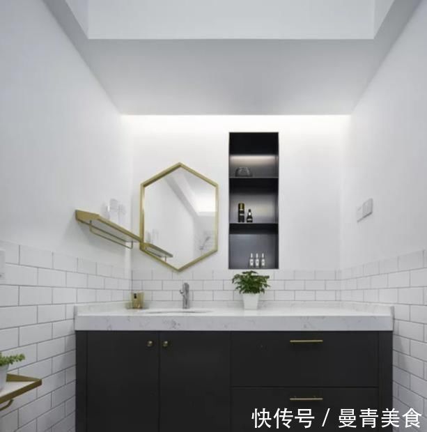 玄关|120㎡新房,全屋简约风很漂亮进门玄关不仅漂亮还很实用晒晒