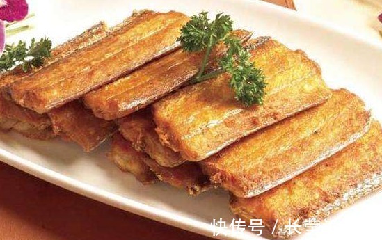 煎鱼时,鱼下油锅前先做这一步,鱼不粘锅不破皮,快看看吧