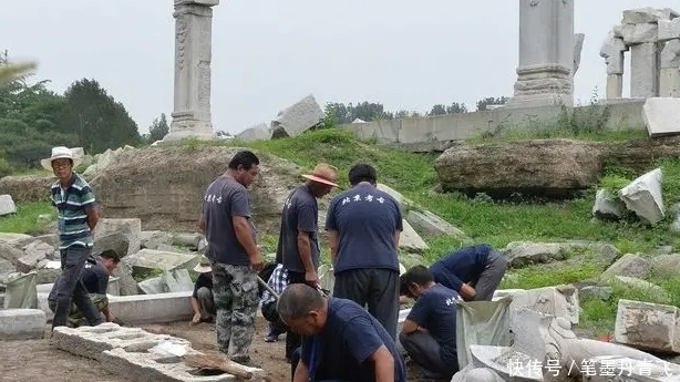 圆明园被烧毁150年后，专家对其进行修复，竟意外挖出5万多件文物