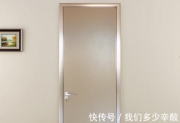 金属门|装修选择卧室门,实木门和金属门别乱选,选错了很不好用