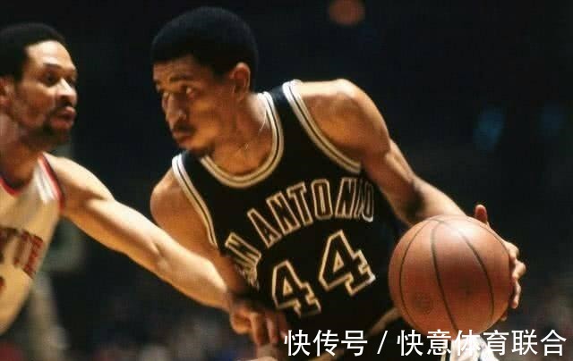 贾巴尔|NBA史上10大得分王 艾弗森第7, 第1无悬念！