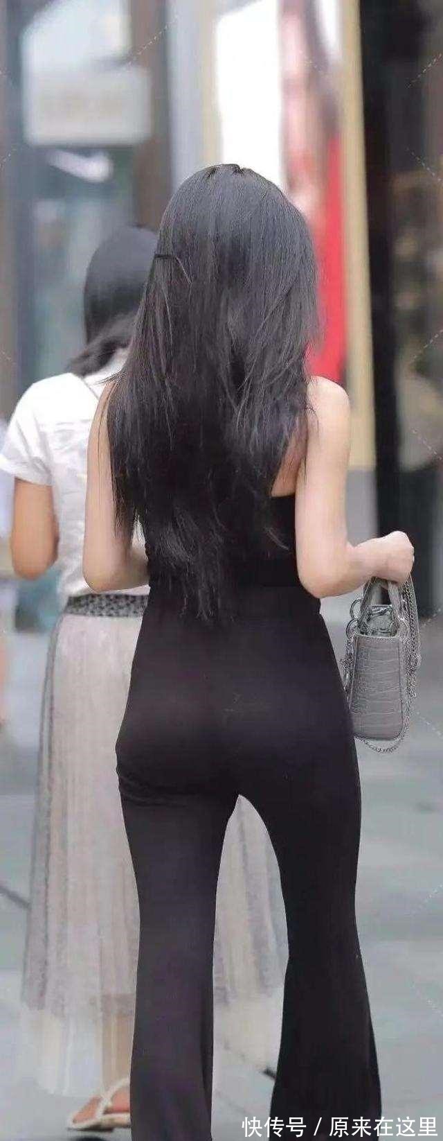 高跟鞋 束腰贴身的打底裤,大方得体的搭配风格也耐看,非常惬意!