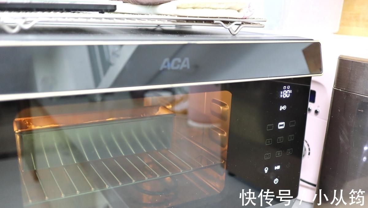 湿润|做个蛋糕零失败，存放一周不变质！放得越久，口感越棒越湿润