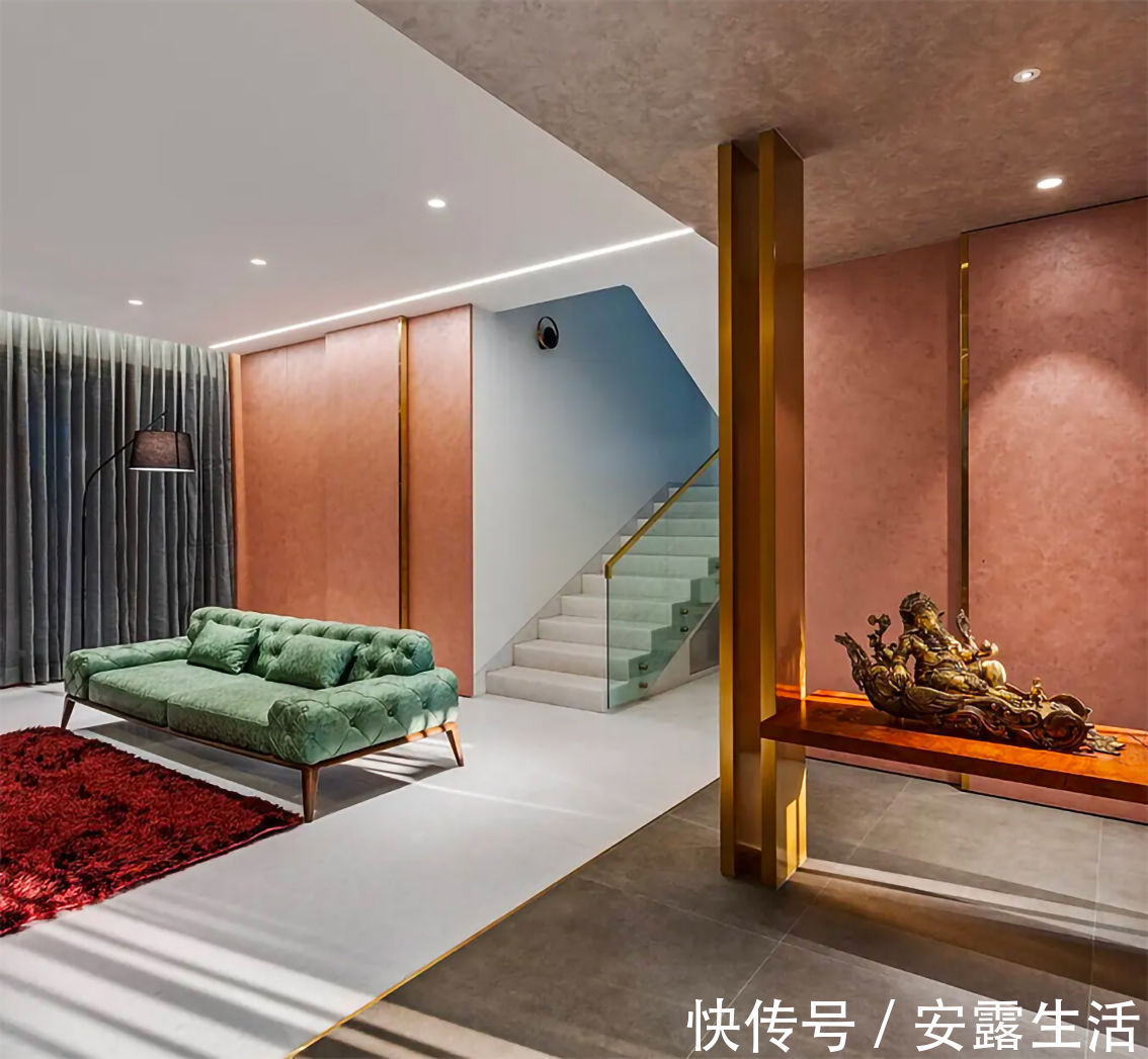 极简|印度富人区的510㎡自建豪宅,悬空花园,天井泳池,很有特色