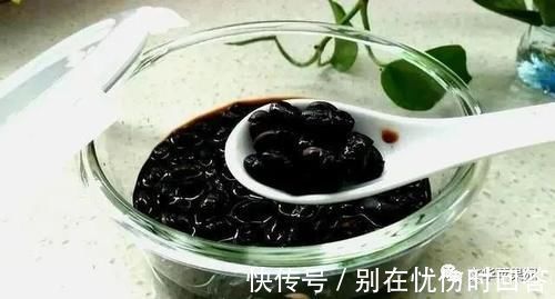 不饱和脂肪酸|黑豆和它搭配早餐经常吃,精神足,腰腿矫健,状态就像年轻人