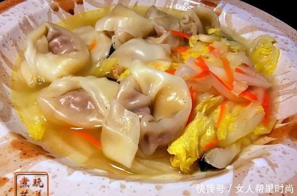 搞定娃儿,一张馄饨皮就够了,鲜甜又多汁,这锅够暖心
