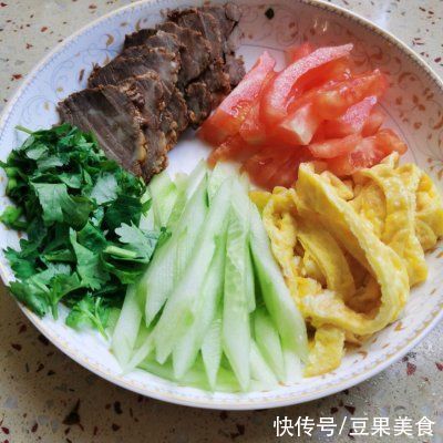 冷面|夏日冷面这么做最好吃，一般人我不告诉他