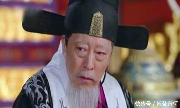 内阁|皇帝心腹和内阁首辅争斗,明穆宗见三十多件奏疏,同意高拱退休!