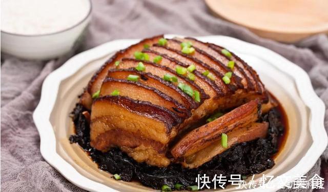 扣肉别再油炸了，学会这新做法，我家1周吃3次，大厨都夸我