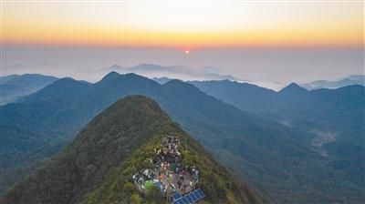 春到山海田园 游客畅享欢乐