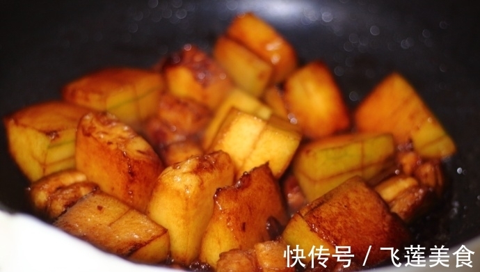 满屋|奶爸亲自下厨教你做色香味俱全的红烧冬瓜,还没出锅就满屋飘香