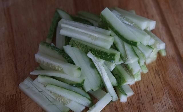 吃不胖|宴客必备的下酒菜,5分钟就能上桌,解腻又清爽,吃不胖就靠它了