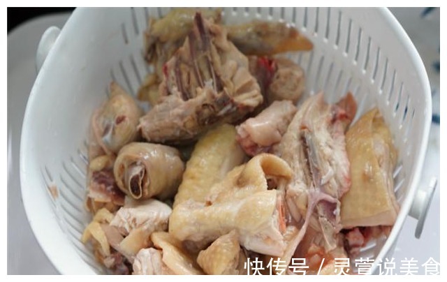 我家做鸡肉,从来不直接下锅炒,先加一步骤,鸡肉出锅又香又入味