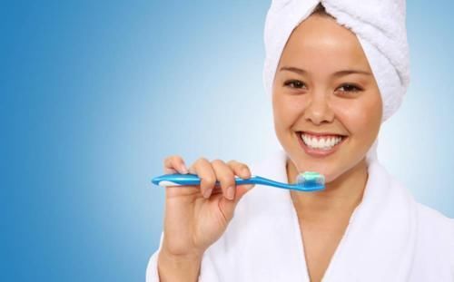 晚餐|失眠的人,睡觉总是“醒来醒去”,这又是为什么呢?