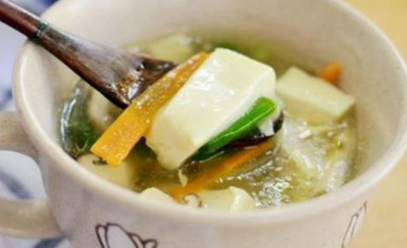 蚝油芦笋|美食推荐菇焖土豆片,啤酒焖酥鱼,豆腐香菇汤,蚝油芦笋牛肉