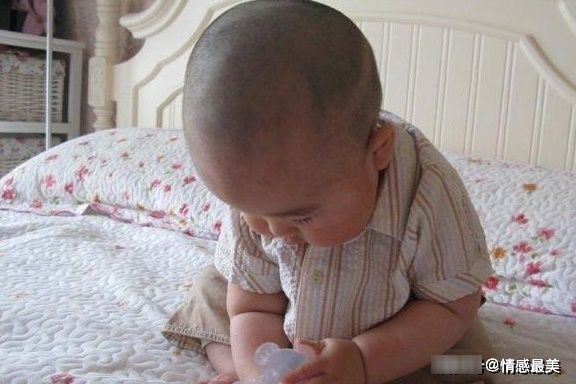 孩子|老人带娃出现这几种情况，妈妈再苦再累也把孩子接到身边吧