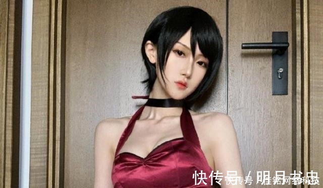 艾达·王|腐团儿cos“生化危机”火了，拿枪姿势神还原，细节百分百还原