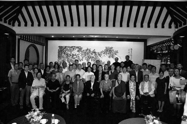 没人买|40年前5元一幅没人买的画,他收下9000张,如今随便一张值上亿