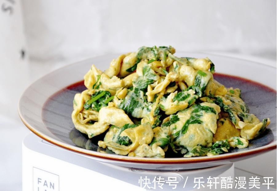 芹菜|炎炎夏日,孩子特馋这道菜,成本5块钱,营养又美味,下饭是一绝