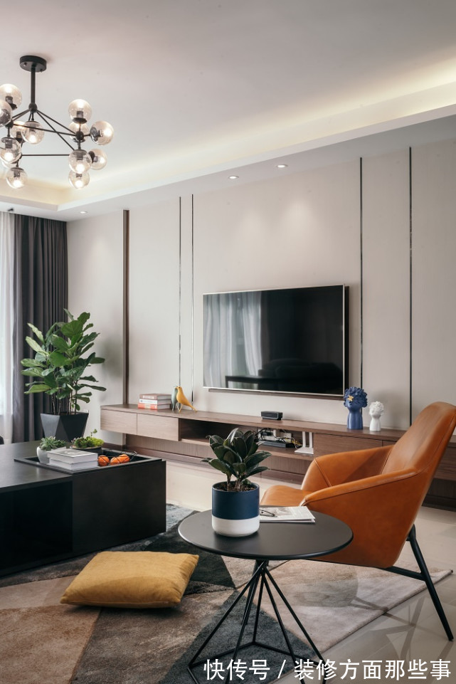 背景墙|153平现代风四居室,原木色+白色令空间蔓延着冷暖和气