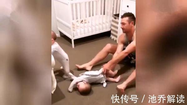 尿不湿|新晋奶爸为俩娃穿衣火了,被网友纷纷调侃:两只手抓不过来要急死